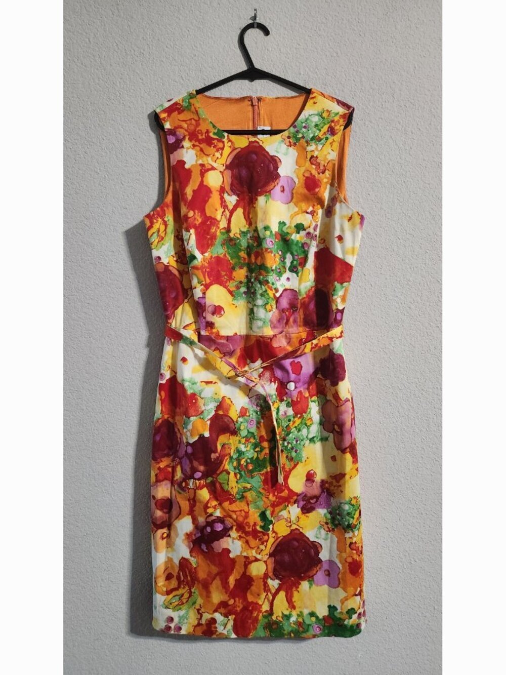 St. John Dress Women’s size 4 watercolor sleeveless multicolor floral belted